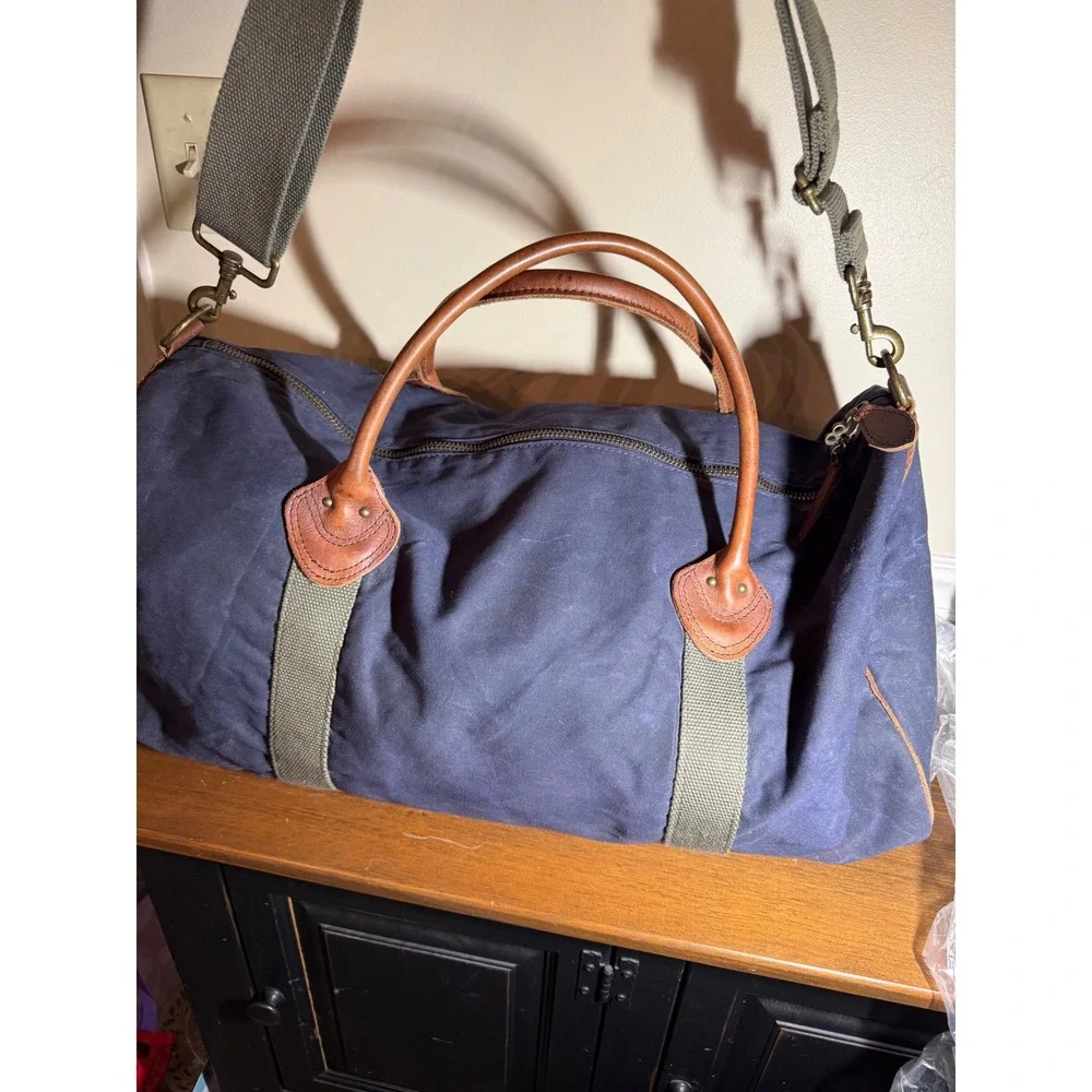 LL Bean Signature Waxed Canvas Duffle Bag Navy Blue Leather trim 22